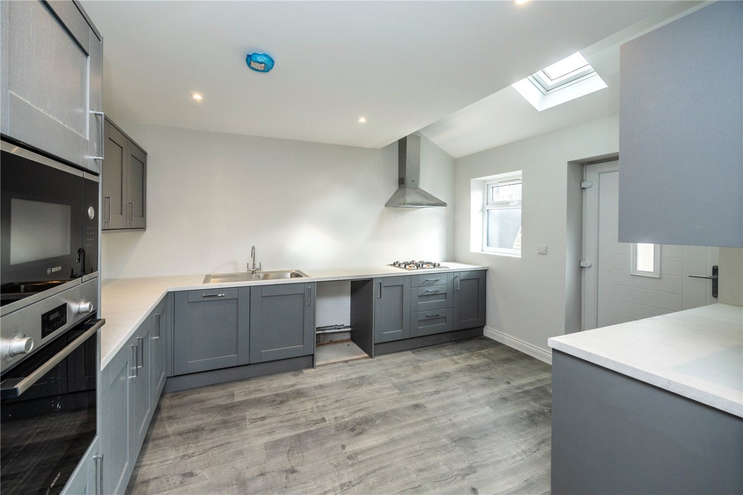 Mile Cross Road, Halifax