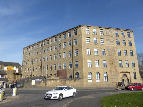 Pellon Lane, Halifax