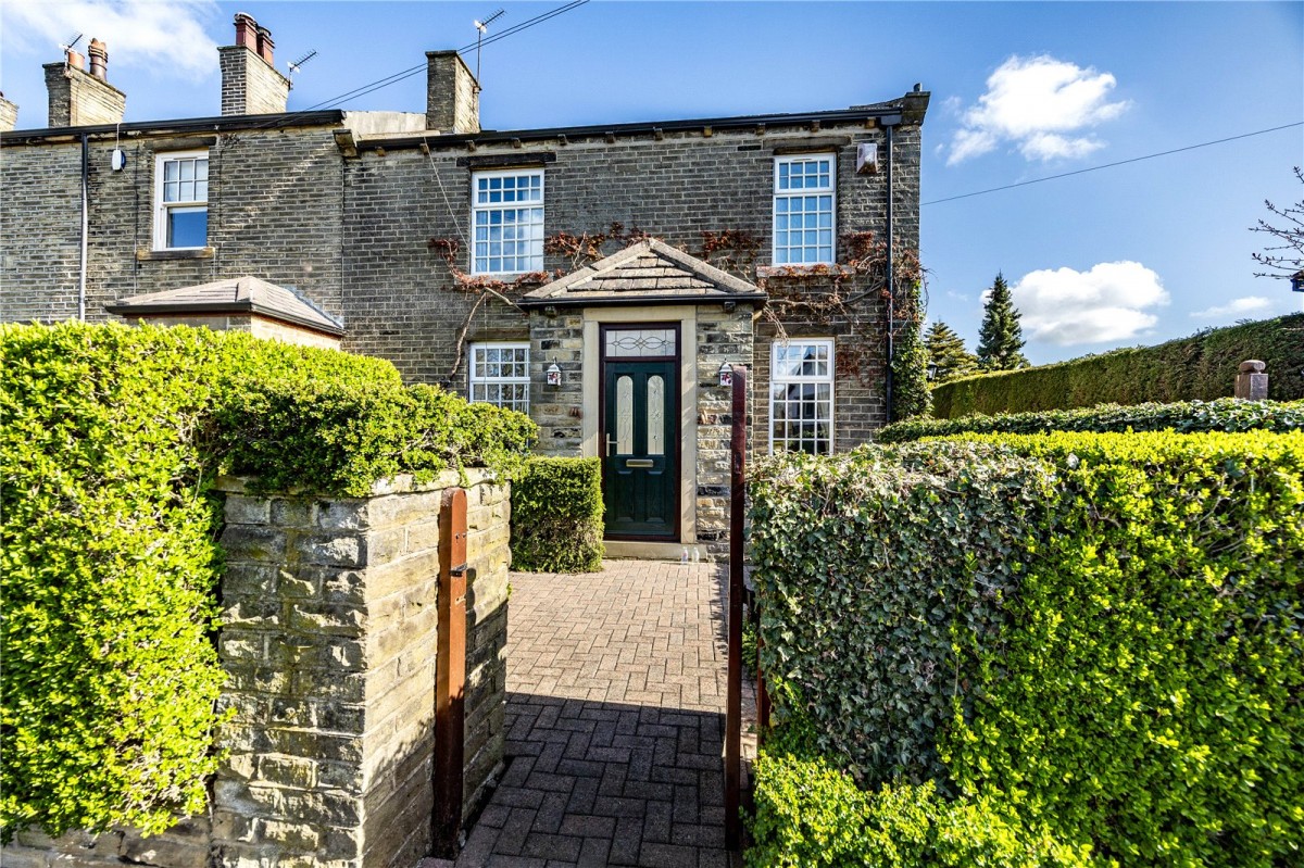 Norwood Green, Halifax