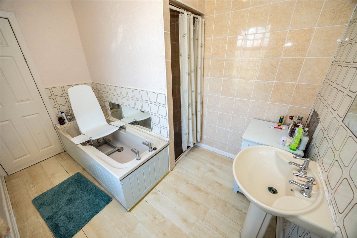 Norwood Green, Halifax