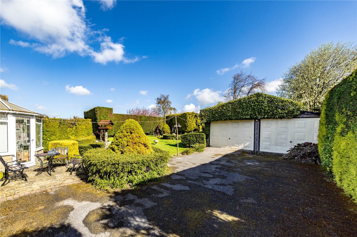 Norwood Green, Halifax