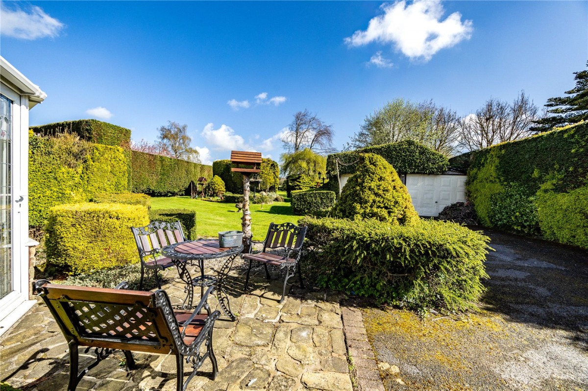 Norwood Green, Halifax