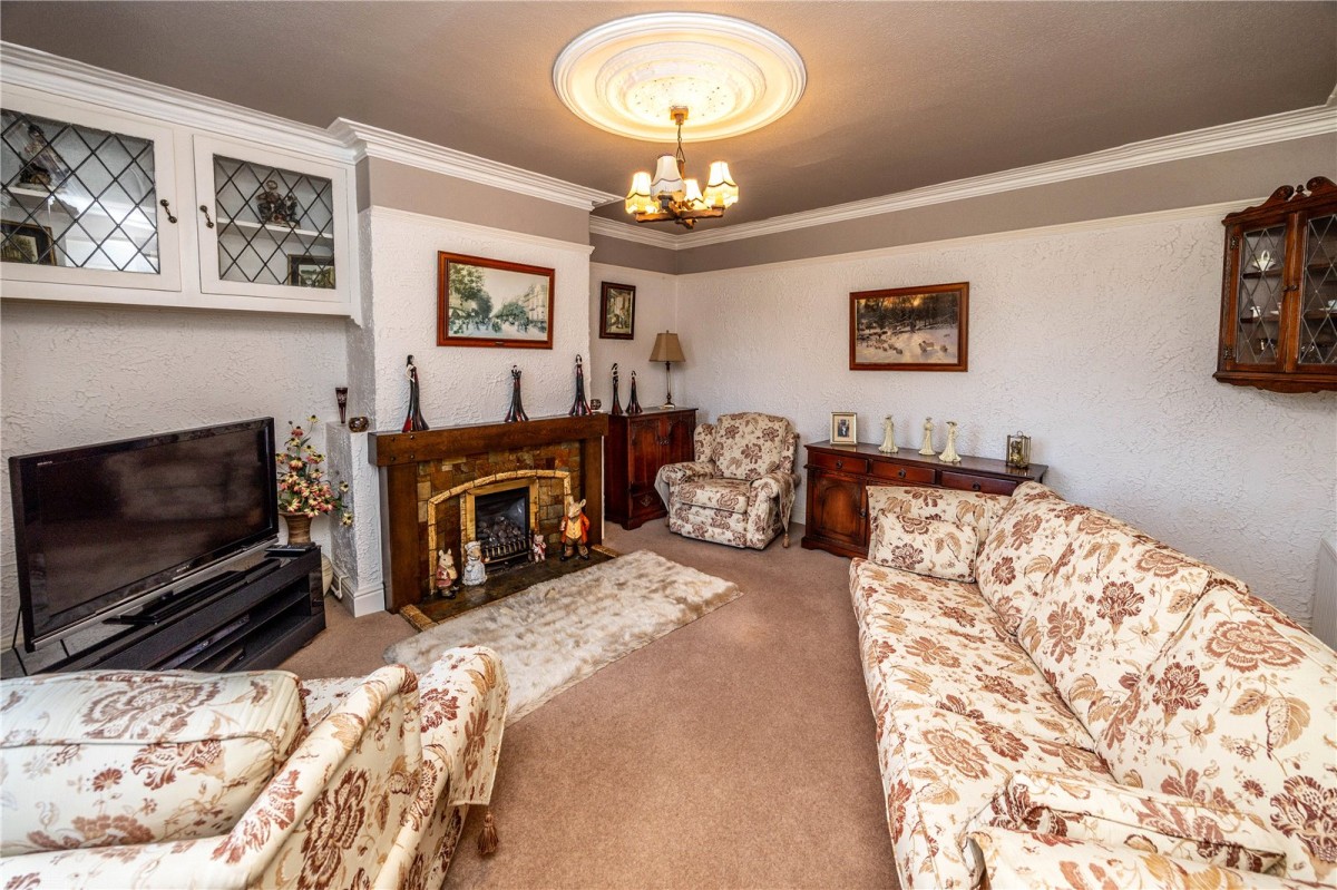 Norwood Green, Halifax