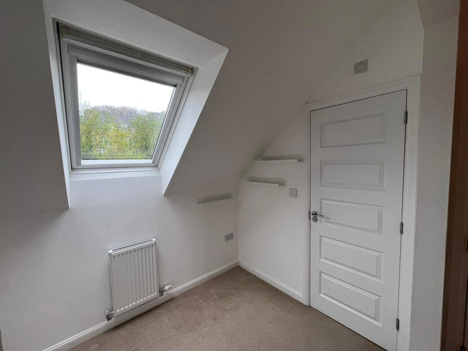 Fountain Head Village, Halifax