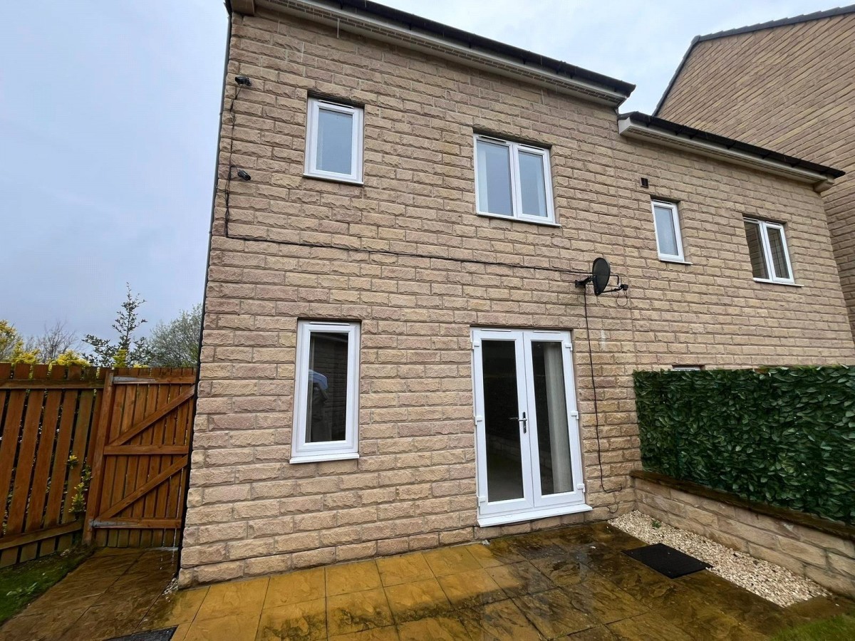 Fountain Head Village, Halifax