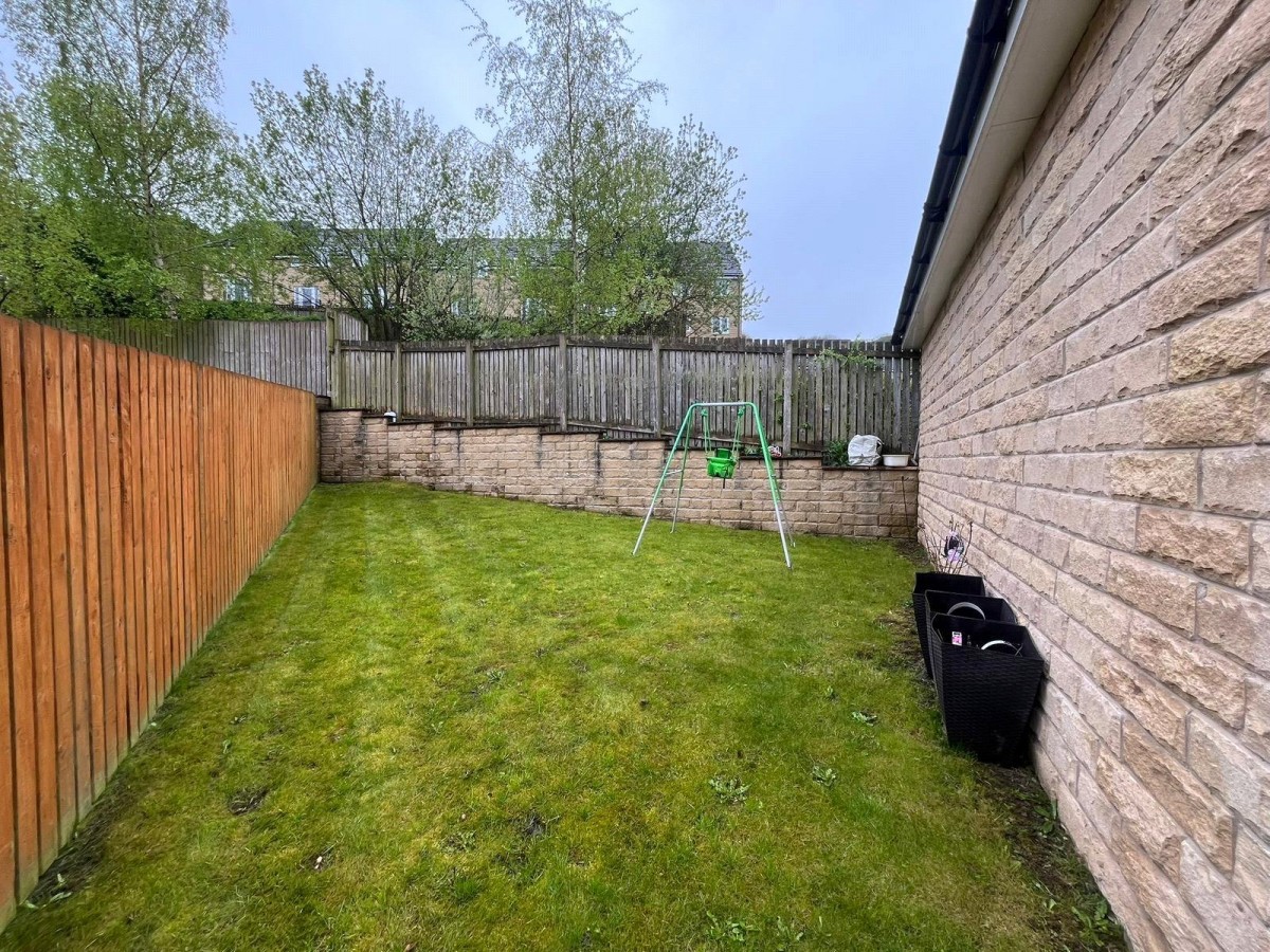 Fountain Head Village, Halifax