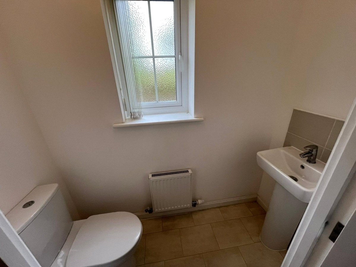 Fountain Head Village, Halifax