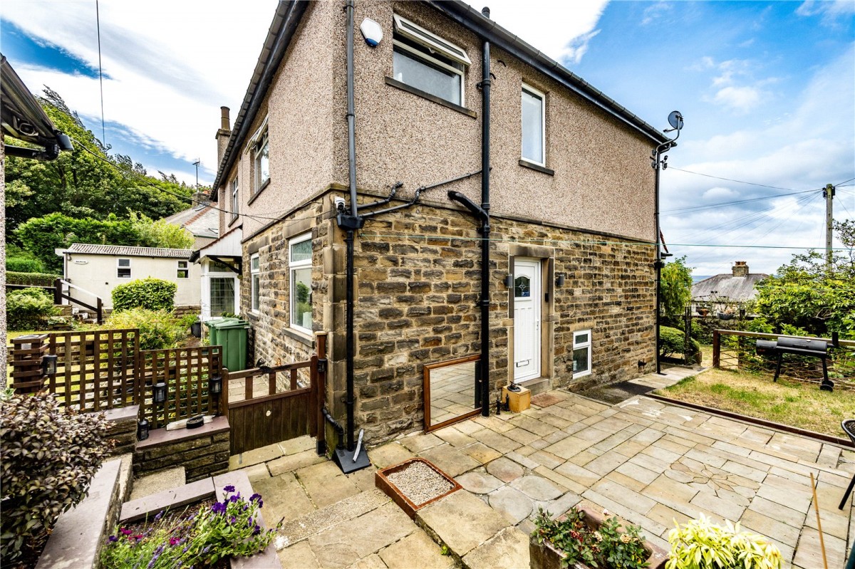 Westborough Drive, Halifax, West Yorkshire
