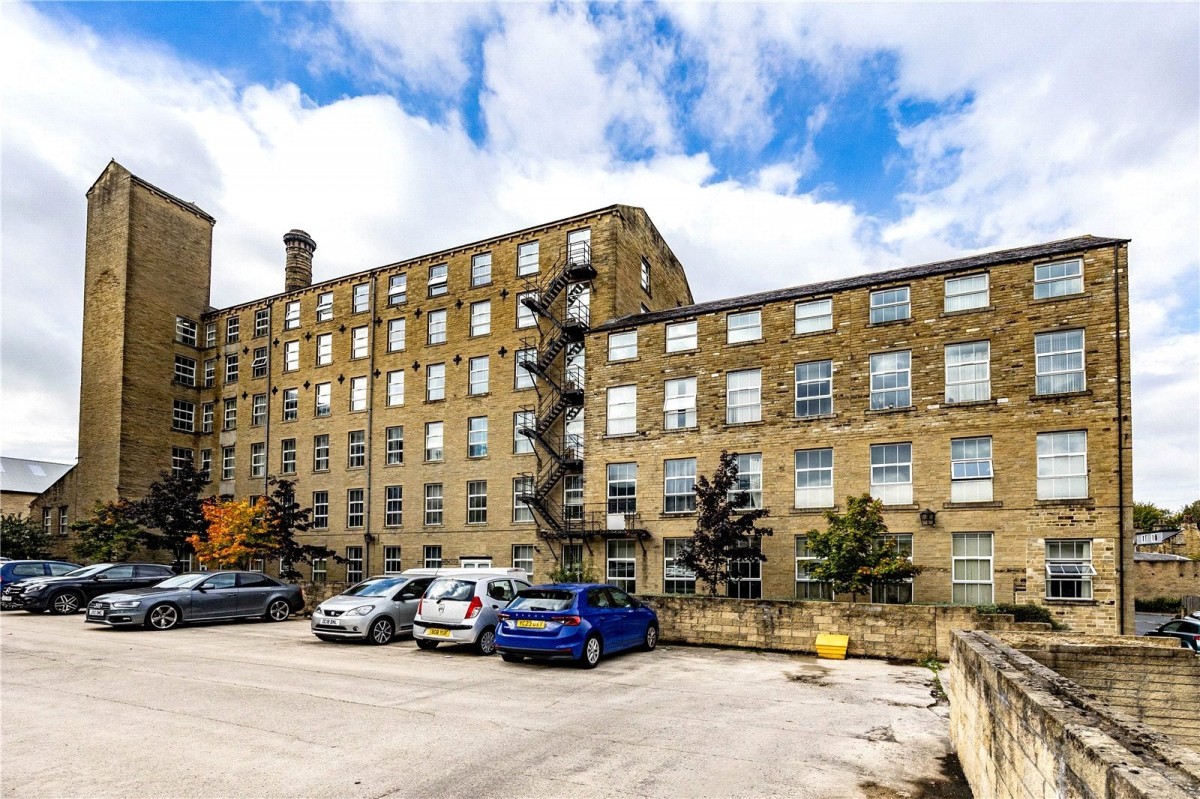 Dewsbury Road, Elland