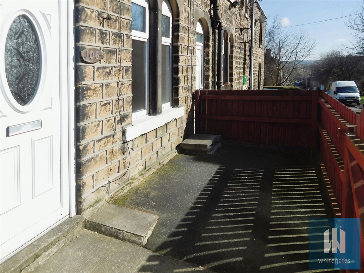 Moldgreen, Huddersfield