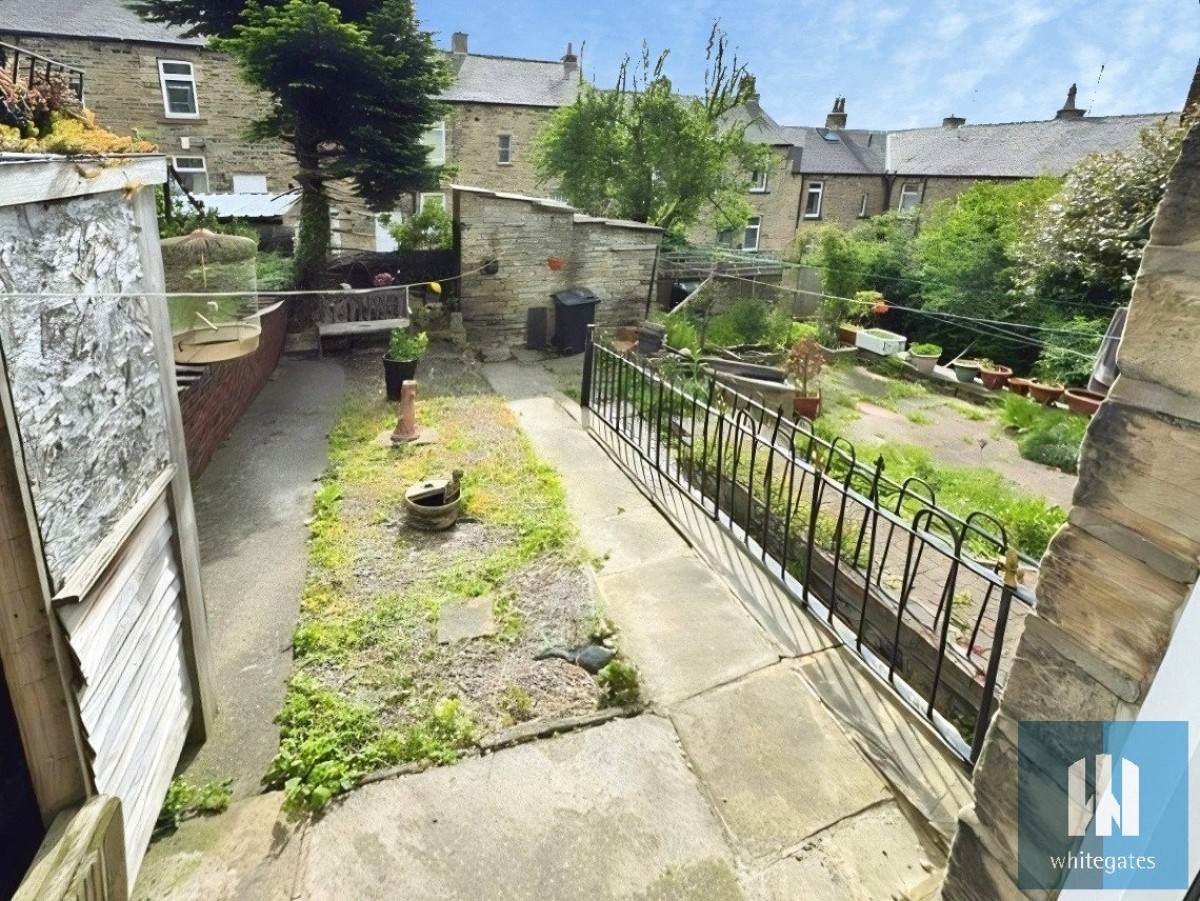 Moldgreen, Huddersfield