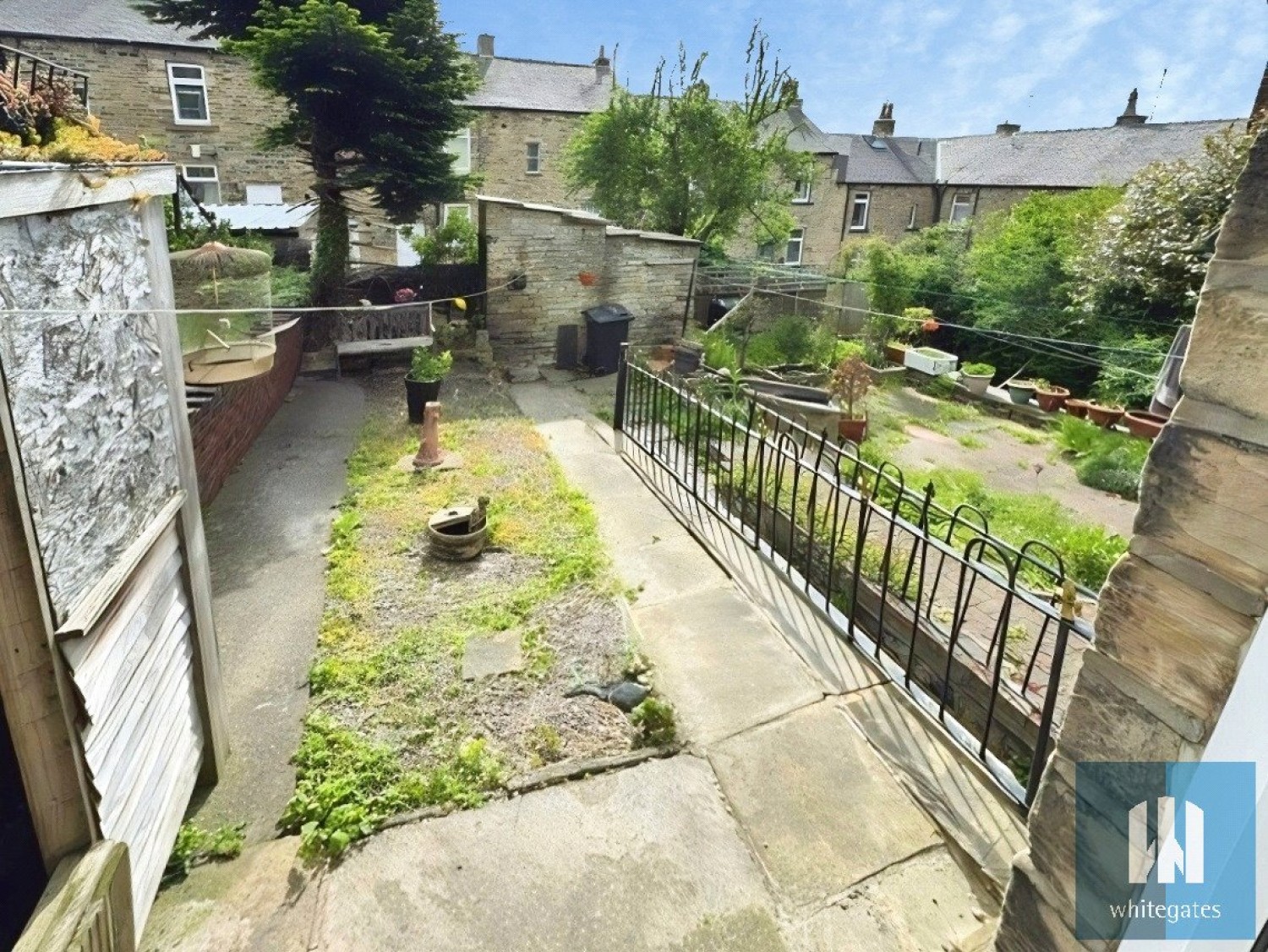 Moldgreen, Huddersfield