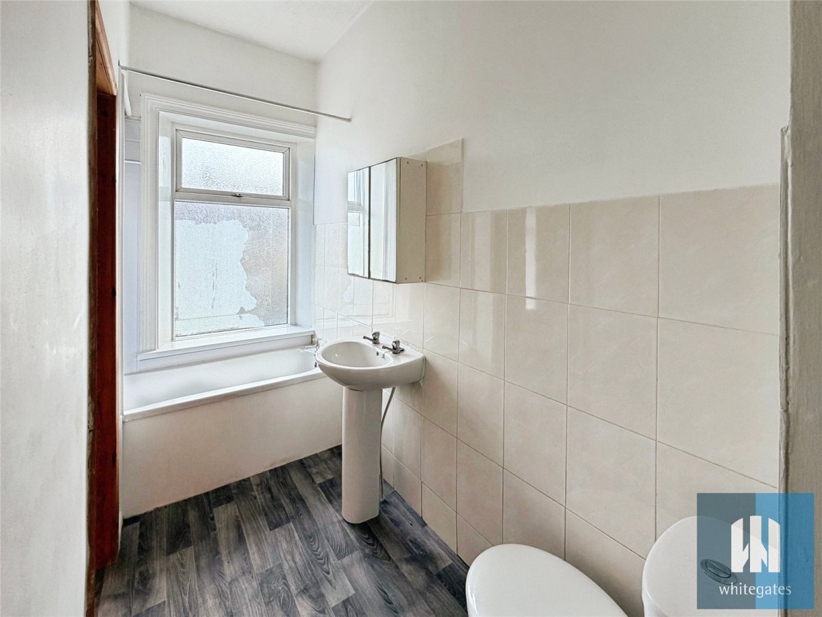 Moldgreen, Huddersfield