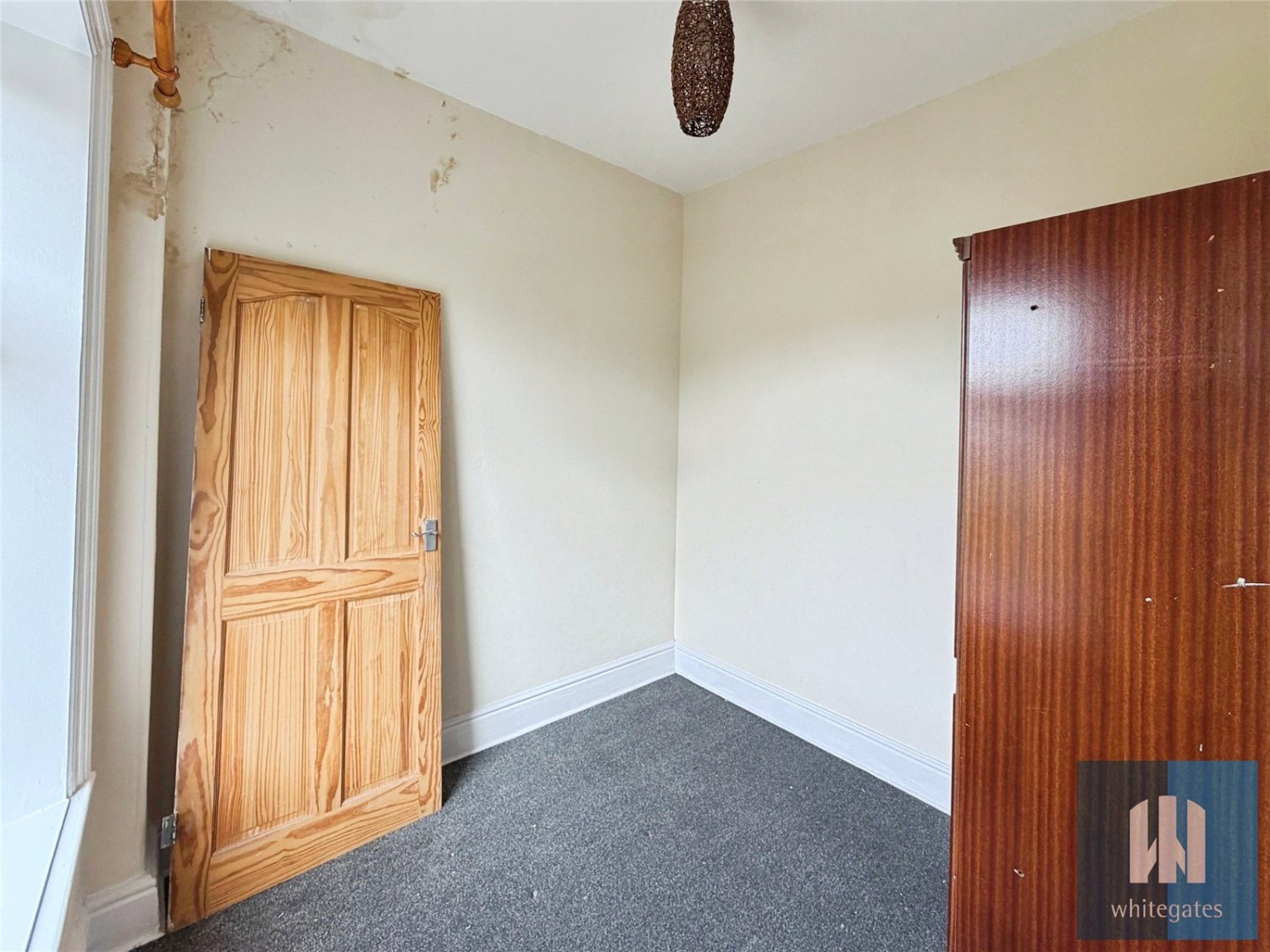 Moldgreen, Huddersfield