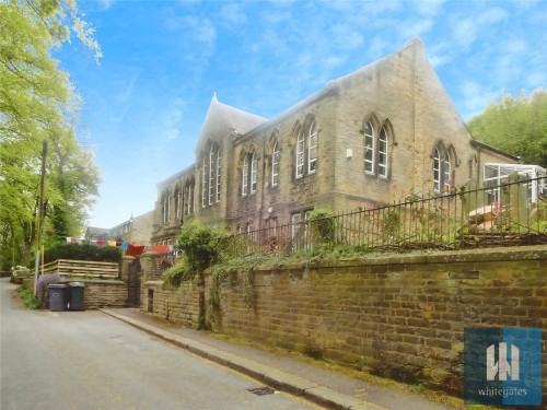 Lamb Hall Road, Longwood, Huddersfield