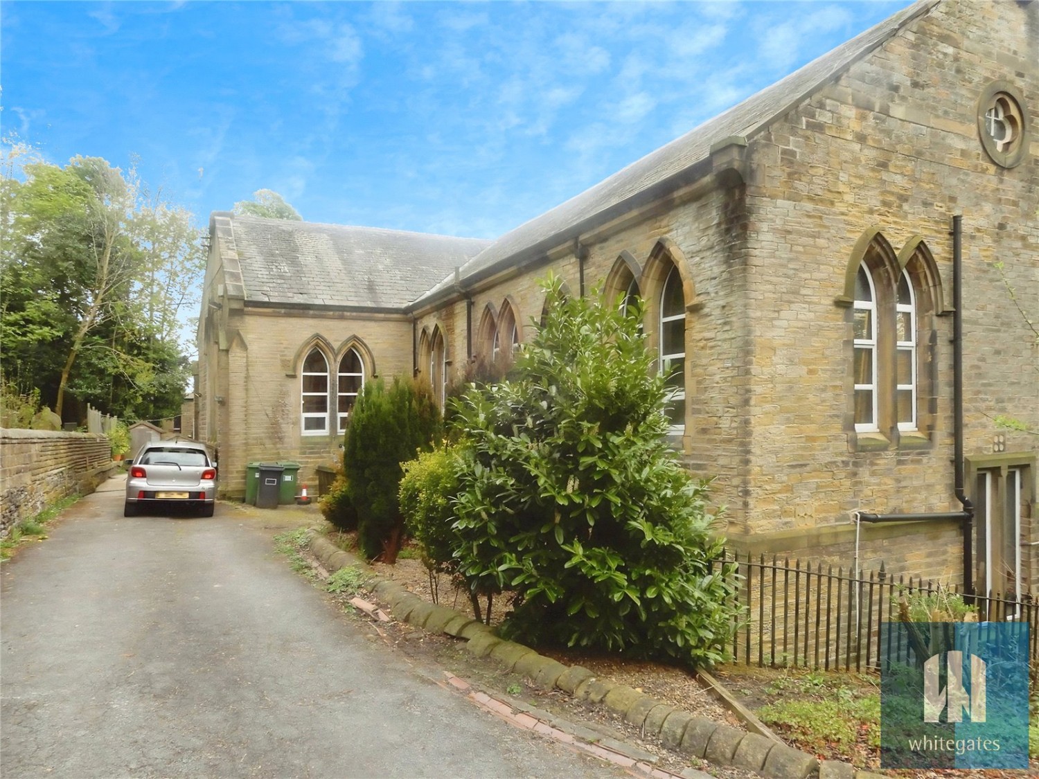Lamb Hall Road, Longwood, Huddersfield