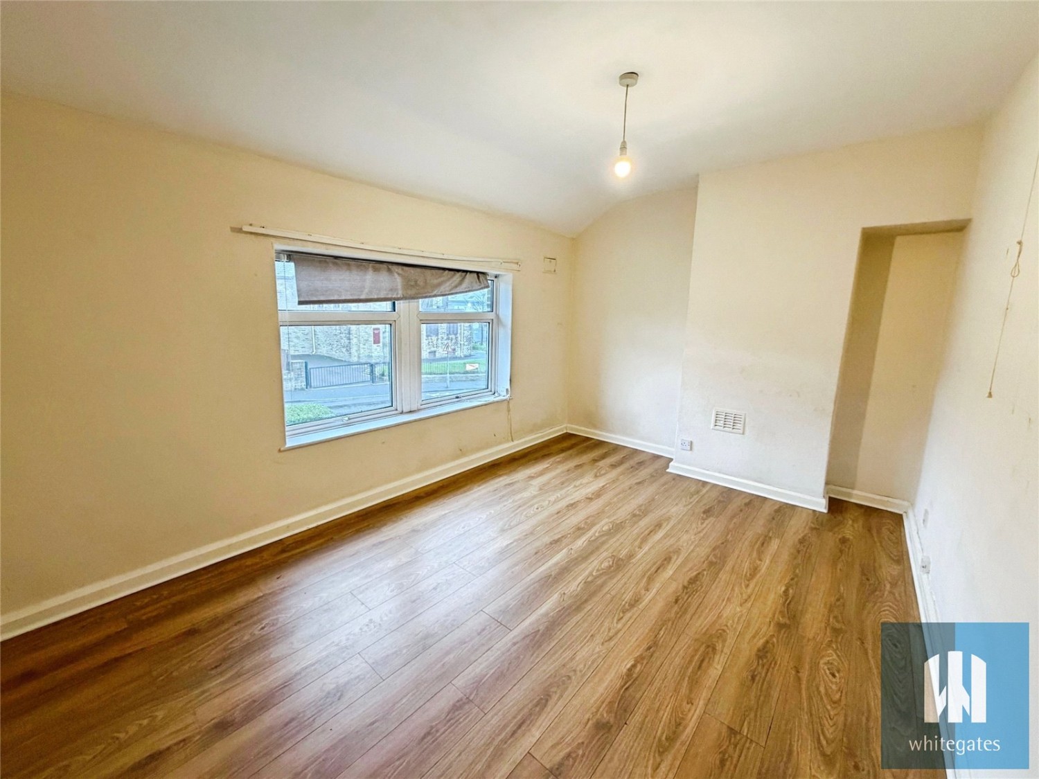 Highroadwell, Halifax