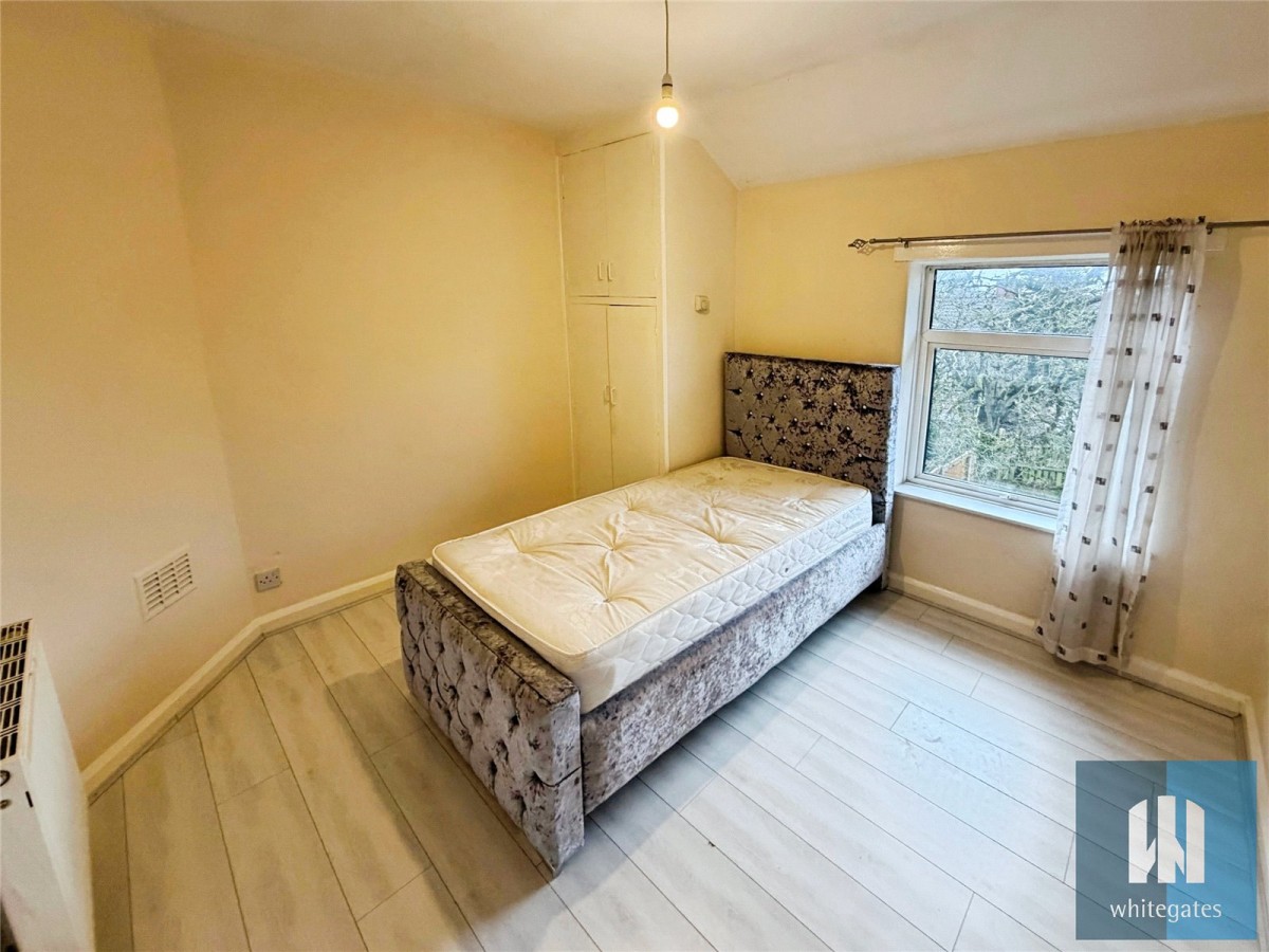 Highroadwell, Halifax