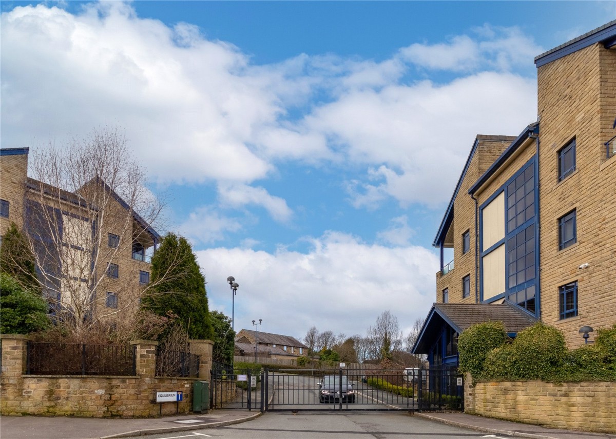 Plover Road, Lindley, Huddersfield