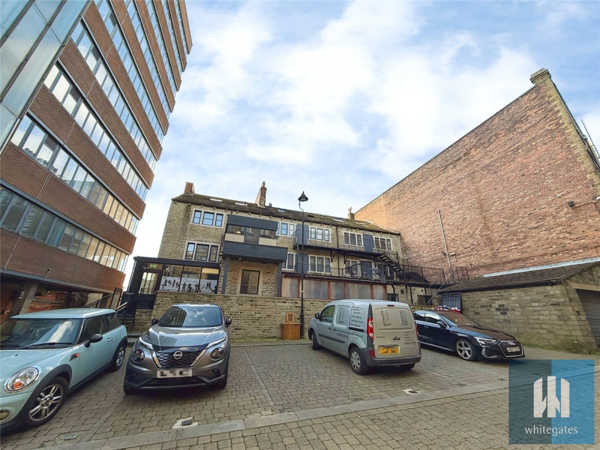 Macaulay Street, 6 Macaulay Street, Huddersfield