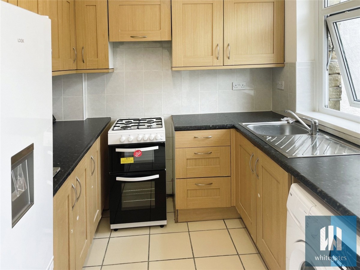 Moldgreen, Huddersfield