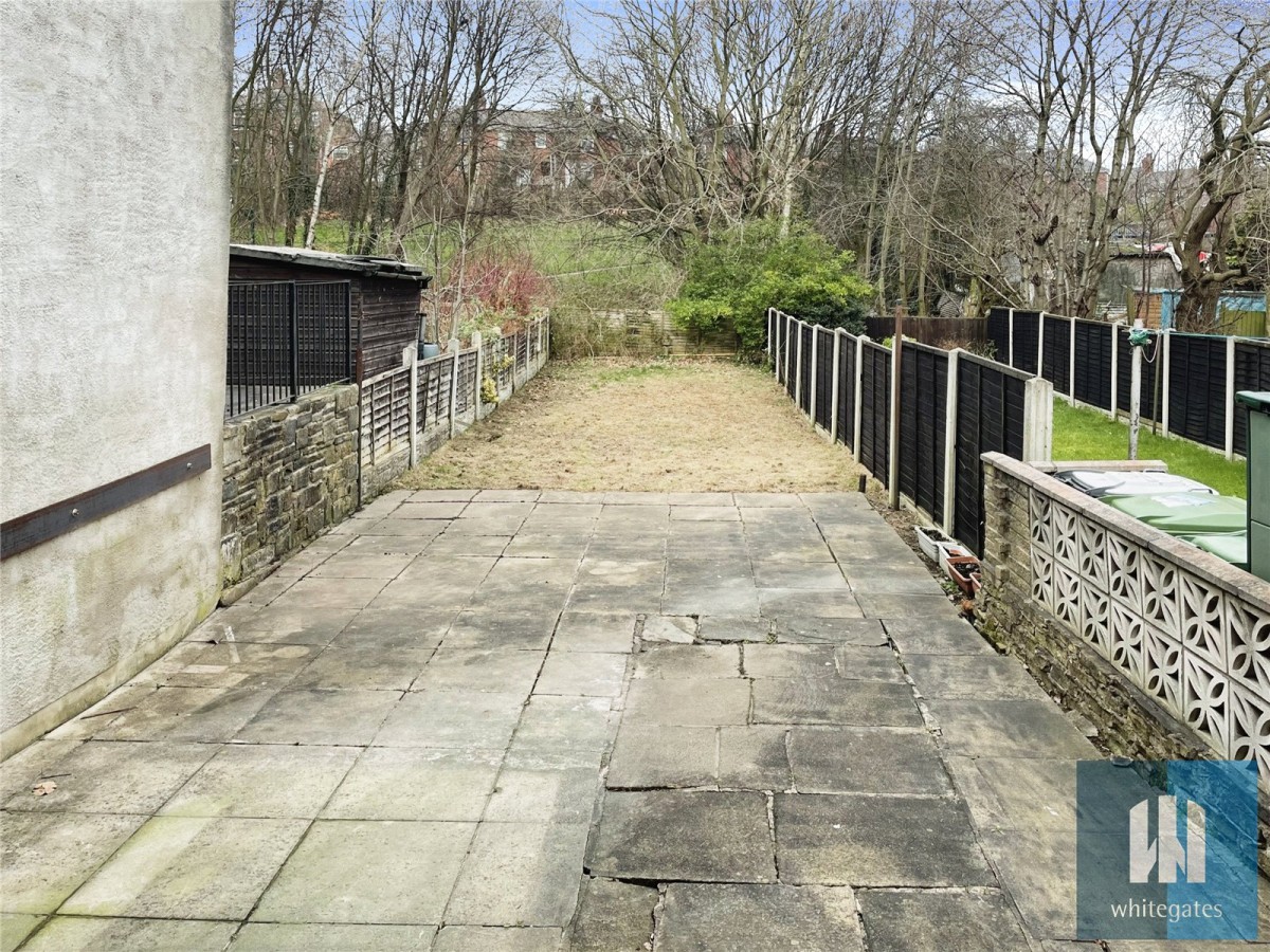 Moldgreen, Huddersfield