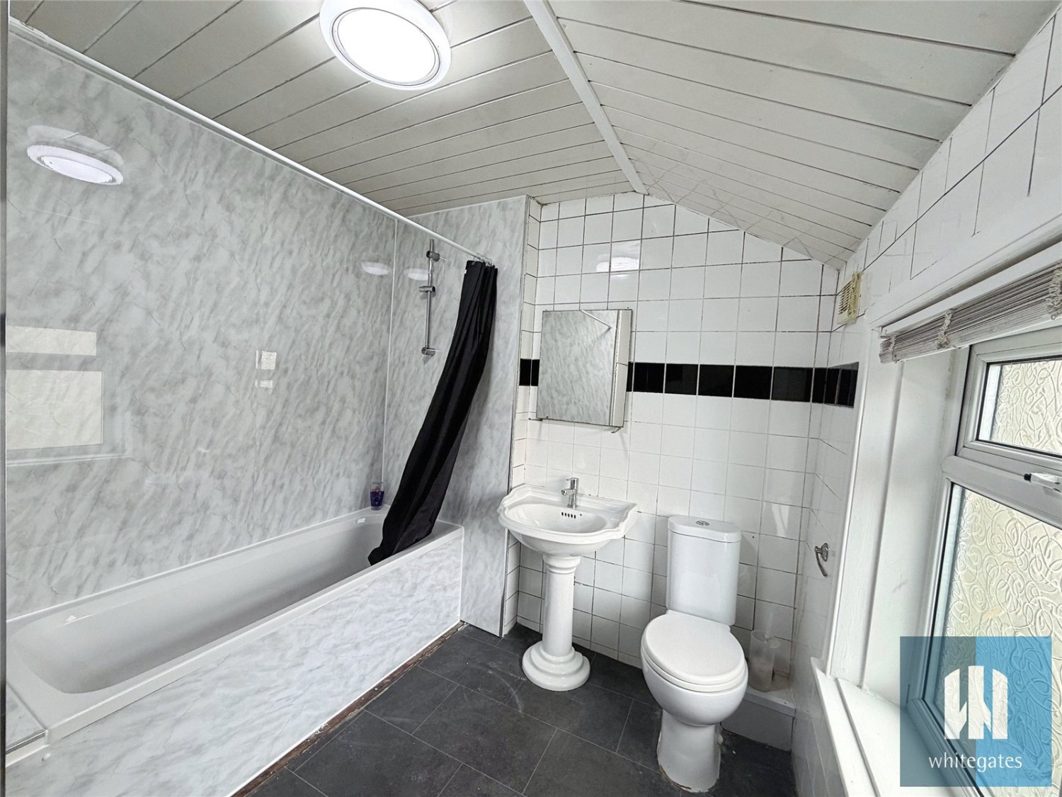 Moldgreen, Huddersfield