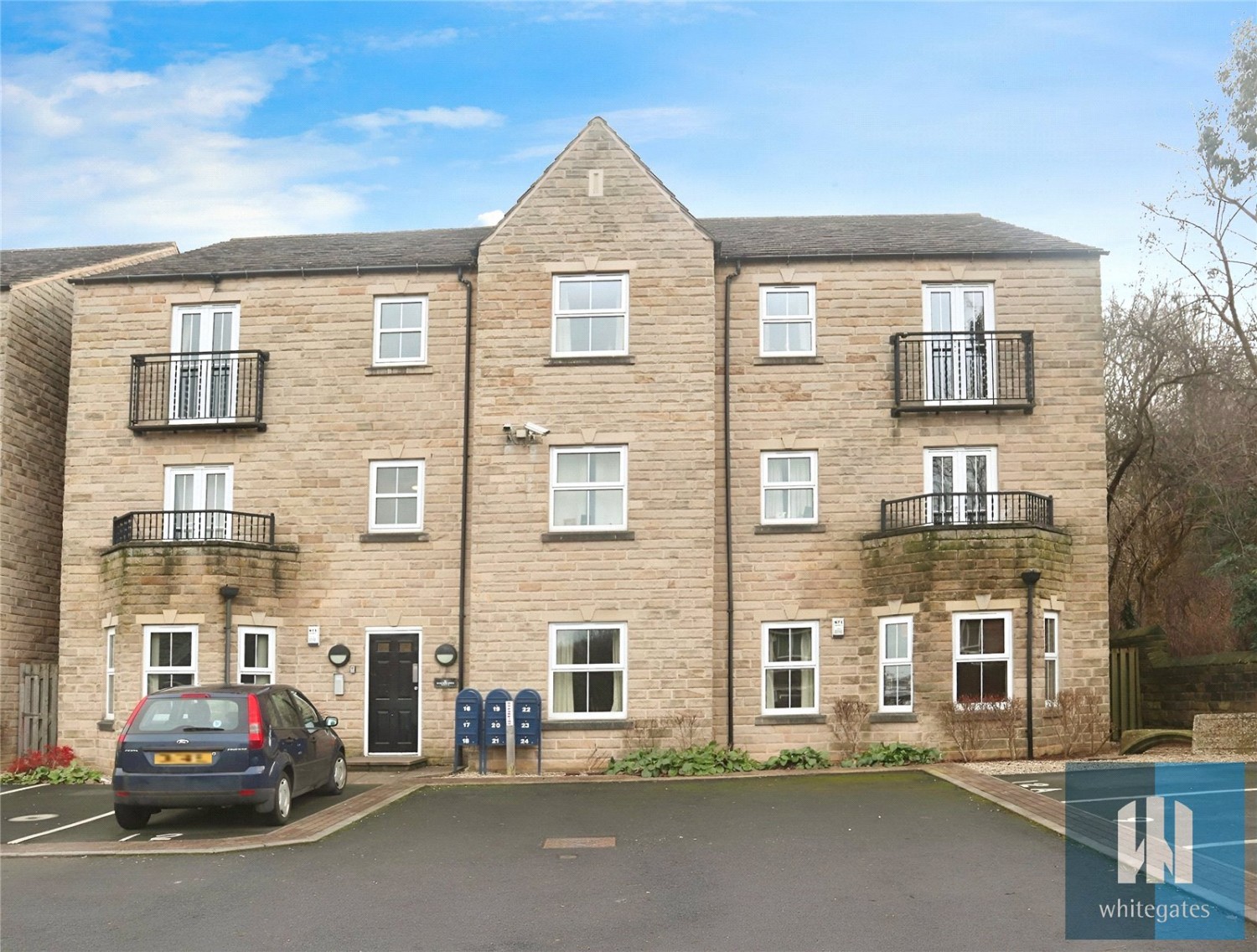 Woodhead Road, Huddersfield