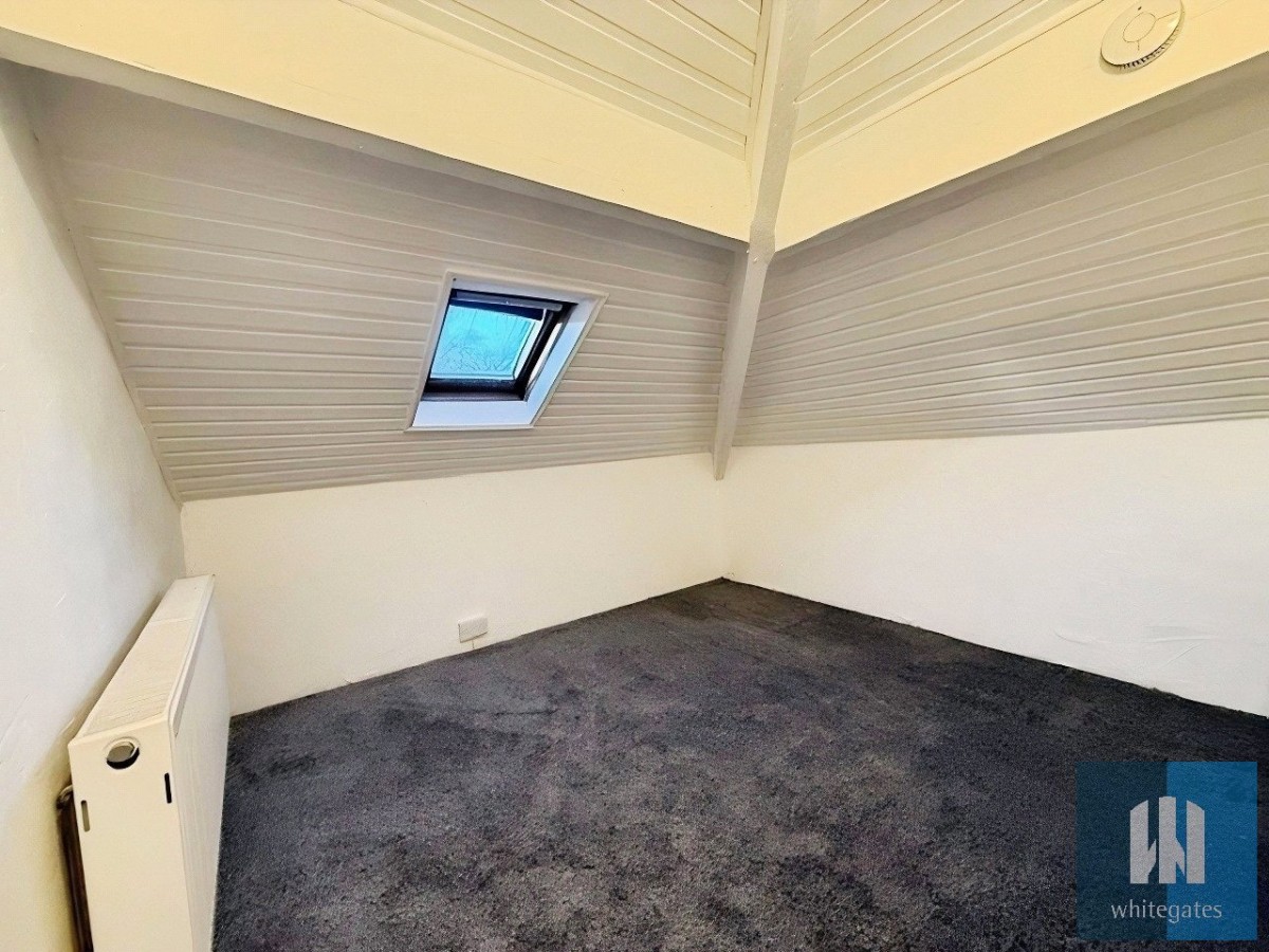 Moldgreen, Huddersfield