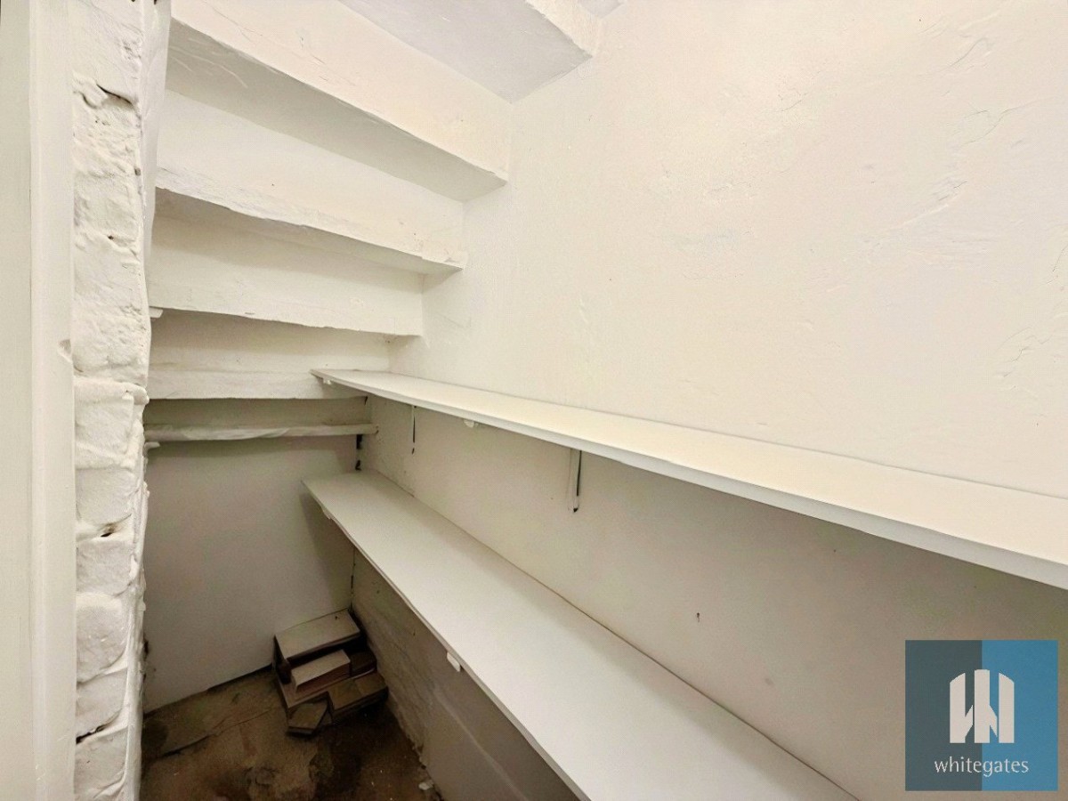 Moldgreen, Huddersfield