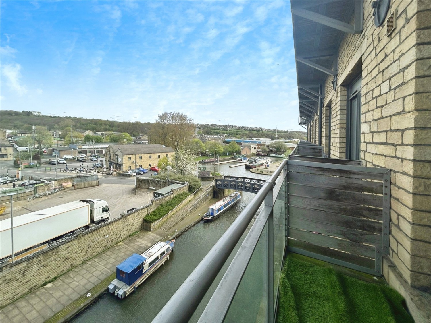 Huddersfield Road, Brighouse