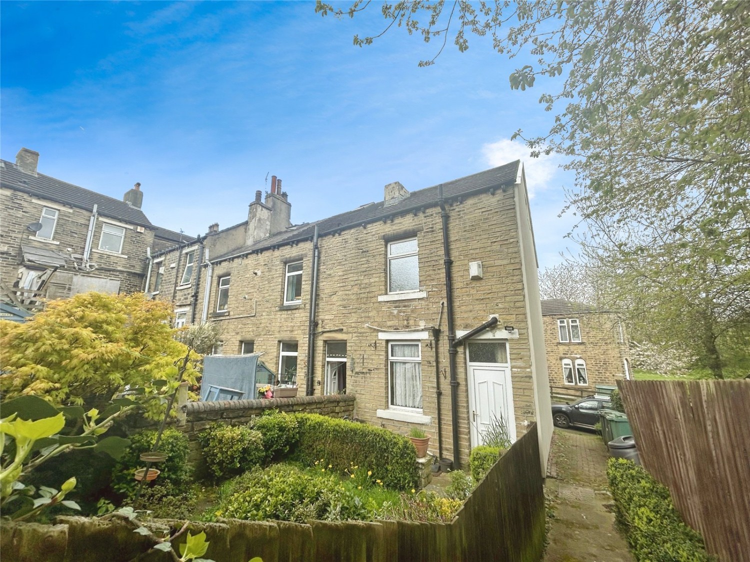 Moldgreen, Huddersfield