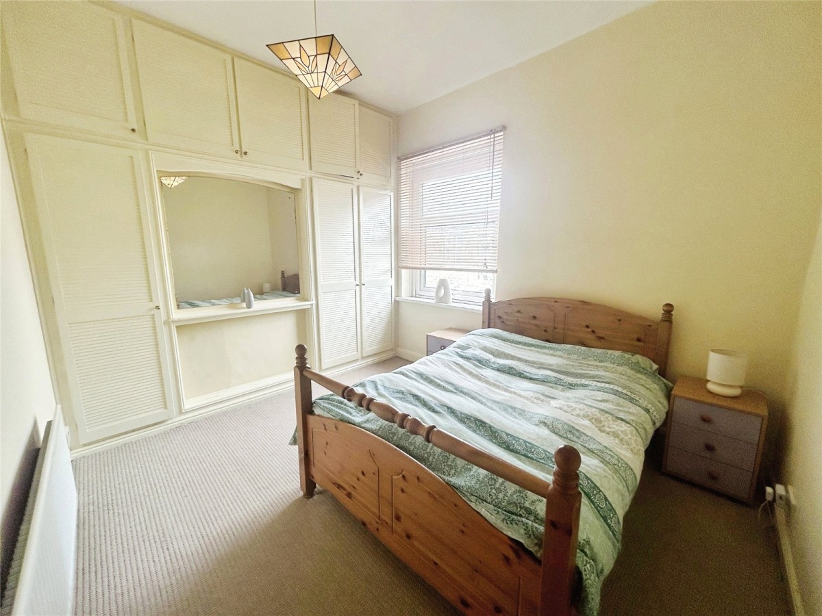 Moldgreen, Huddersfield