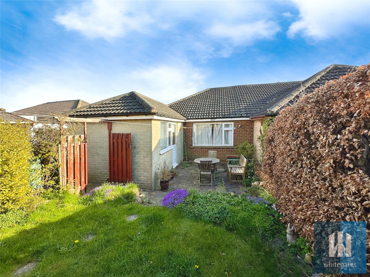 Lepton, Huddersfield