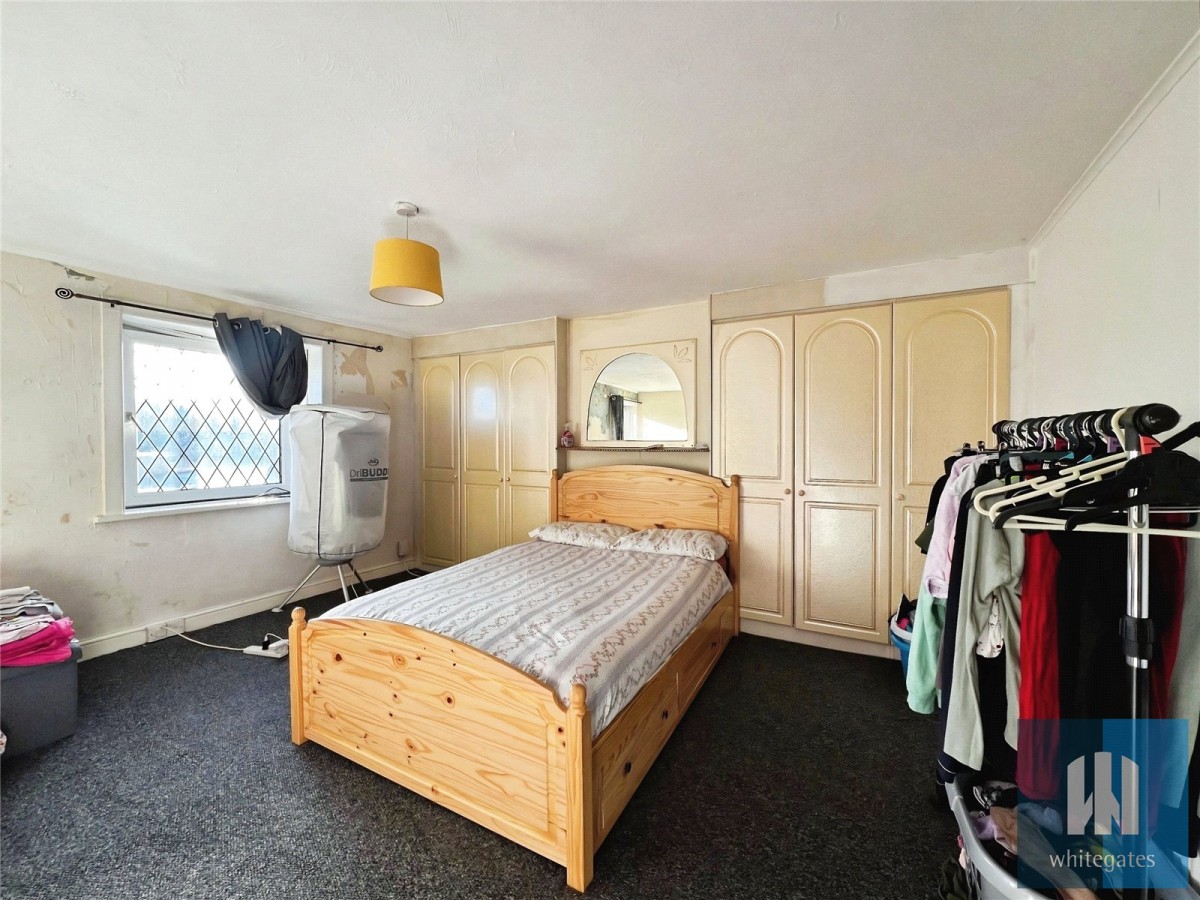 Leeds Road, Huddersfield