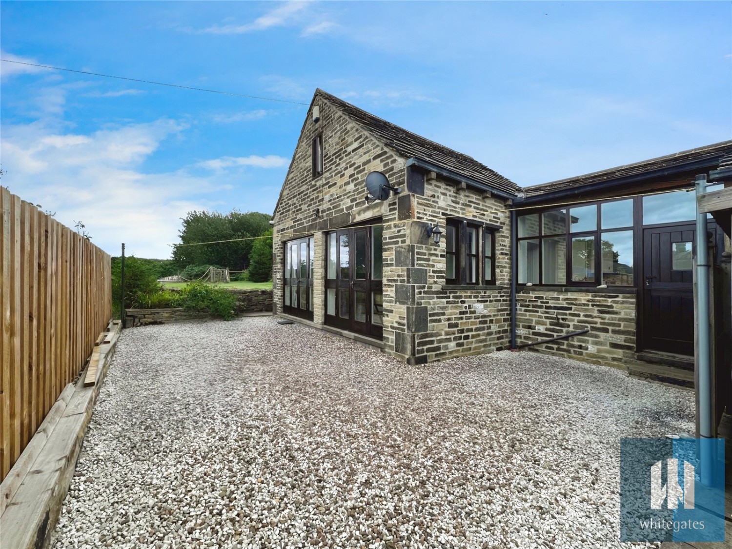Almondbury, Huddersfield