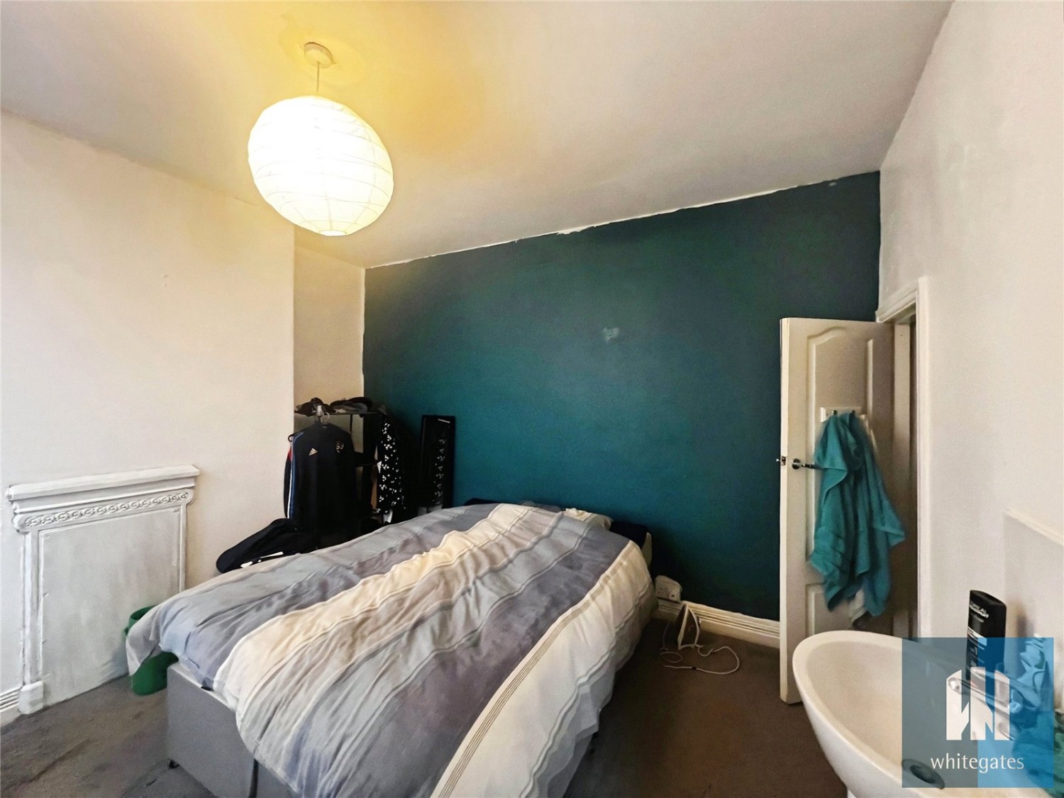 Moldgreen, Huddersfield