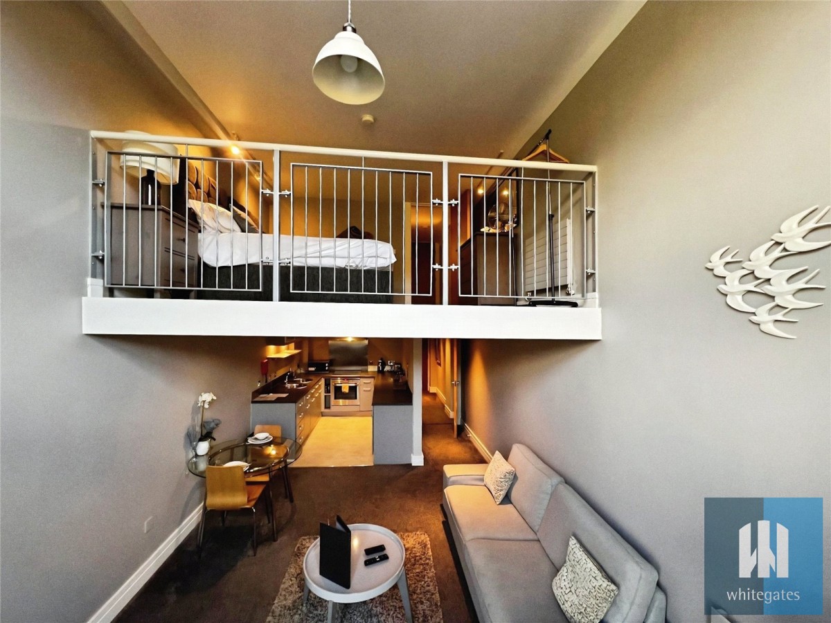 Low Westwood Lane, Linthwaite, Huddersfield