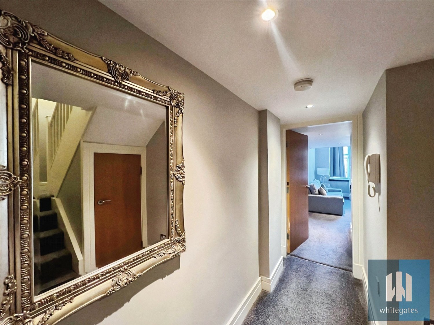 Low Westwood Lane, Linthwaite, Huddersfield