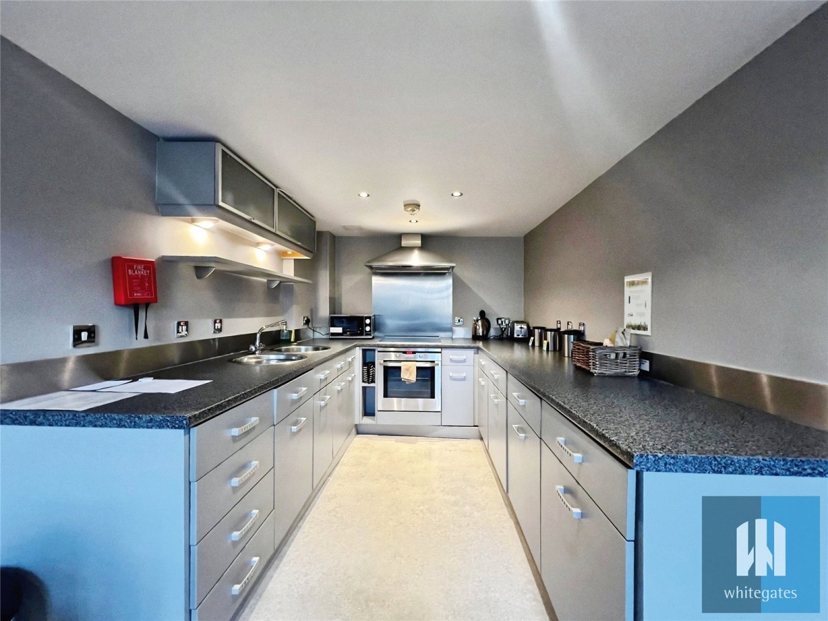 Low Westwood Lane, Linthwaite, Huddersfield