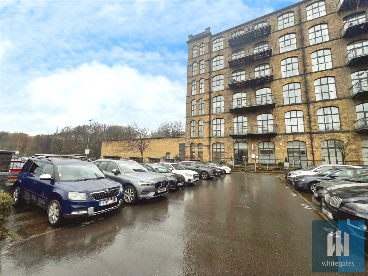 Low Westwood Lane, Linthwaite, Huddersfield