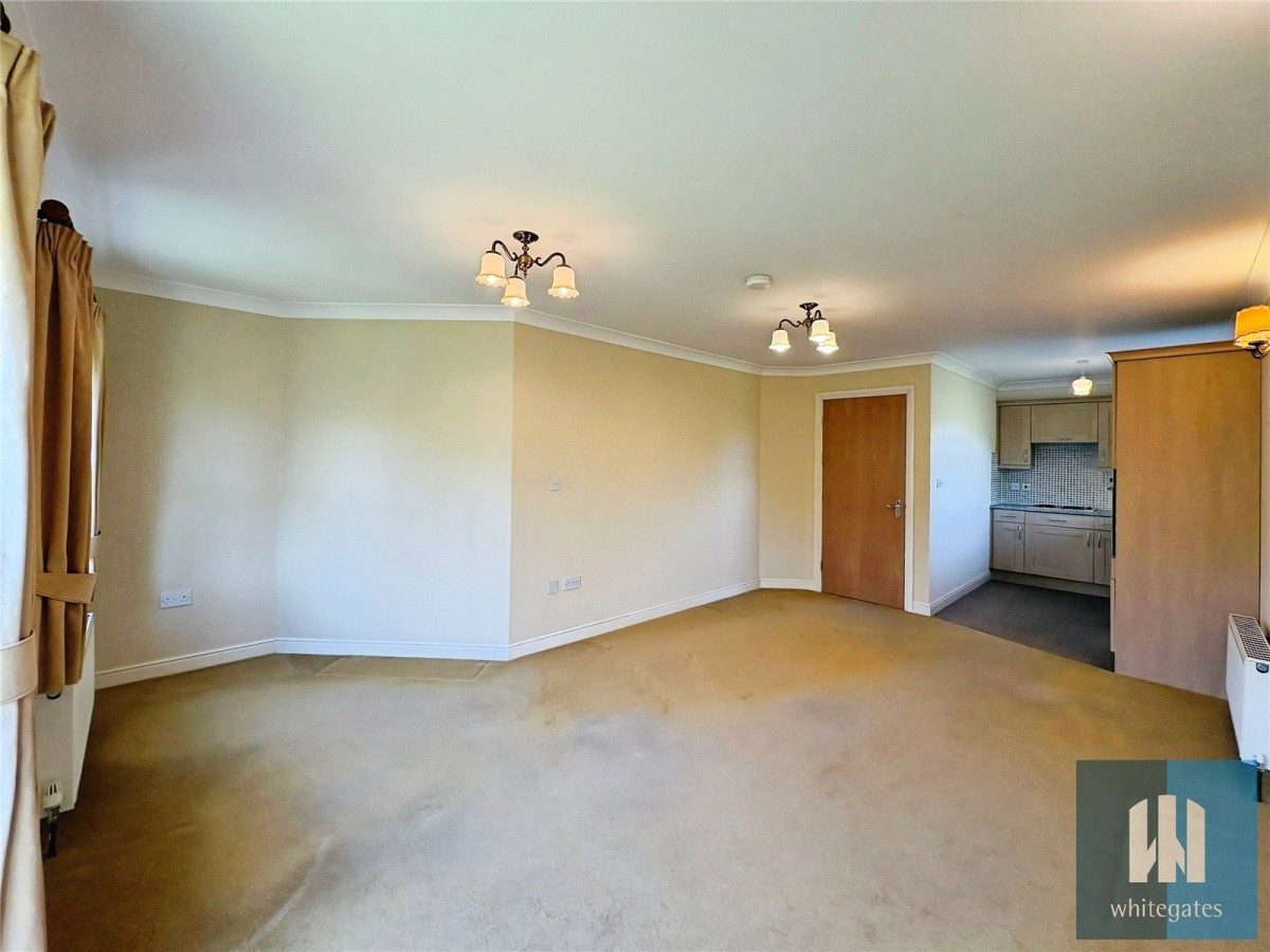 Kitson Hill Road, 142 Kitson Hill Road, Mirfield