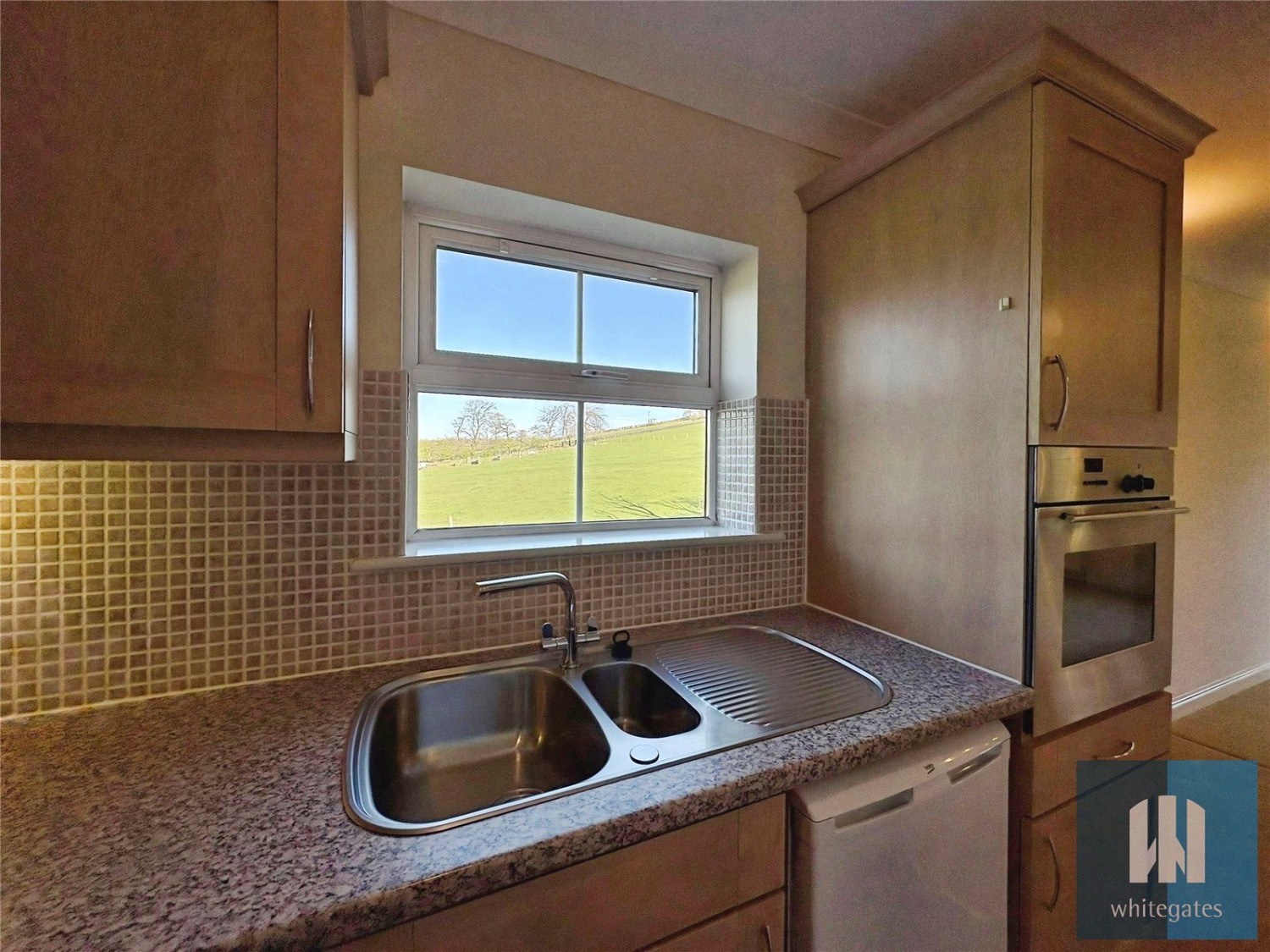 Kitson Hill Road, 142 Kitson Hill Road, Mirfield