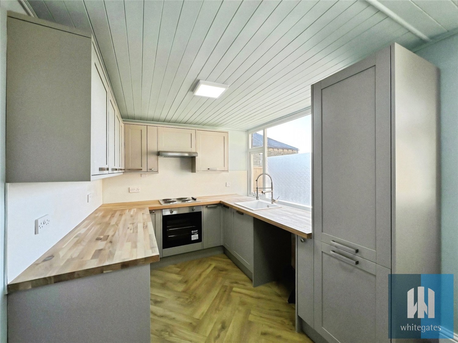 Longwood, Huddersfield