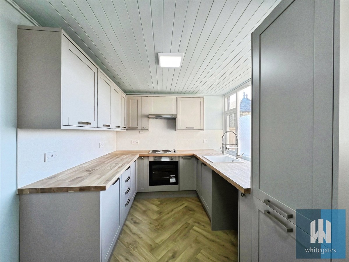 Longwood, Huddersfield