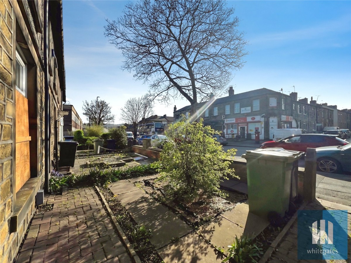 Moldgreen, Huddersfield