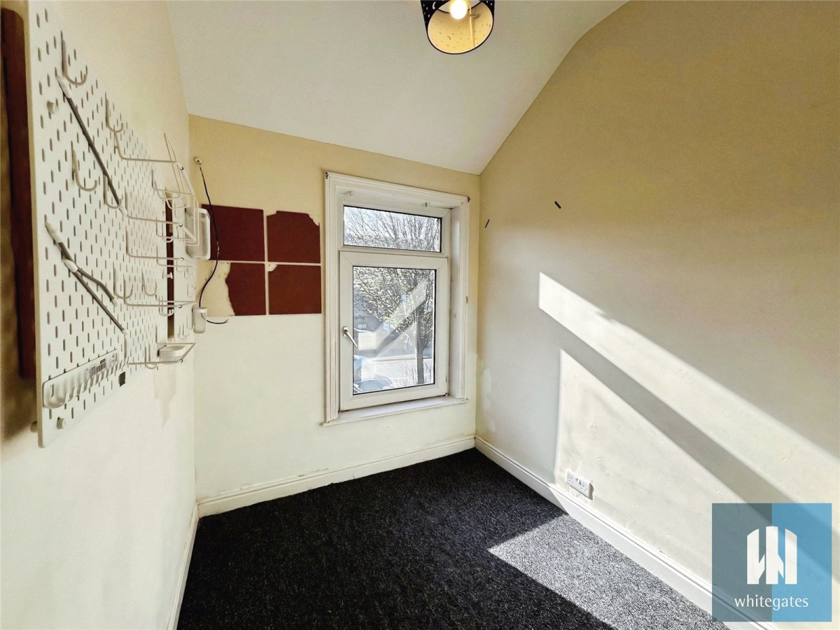 Moldgreen, Huddersfield