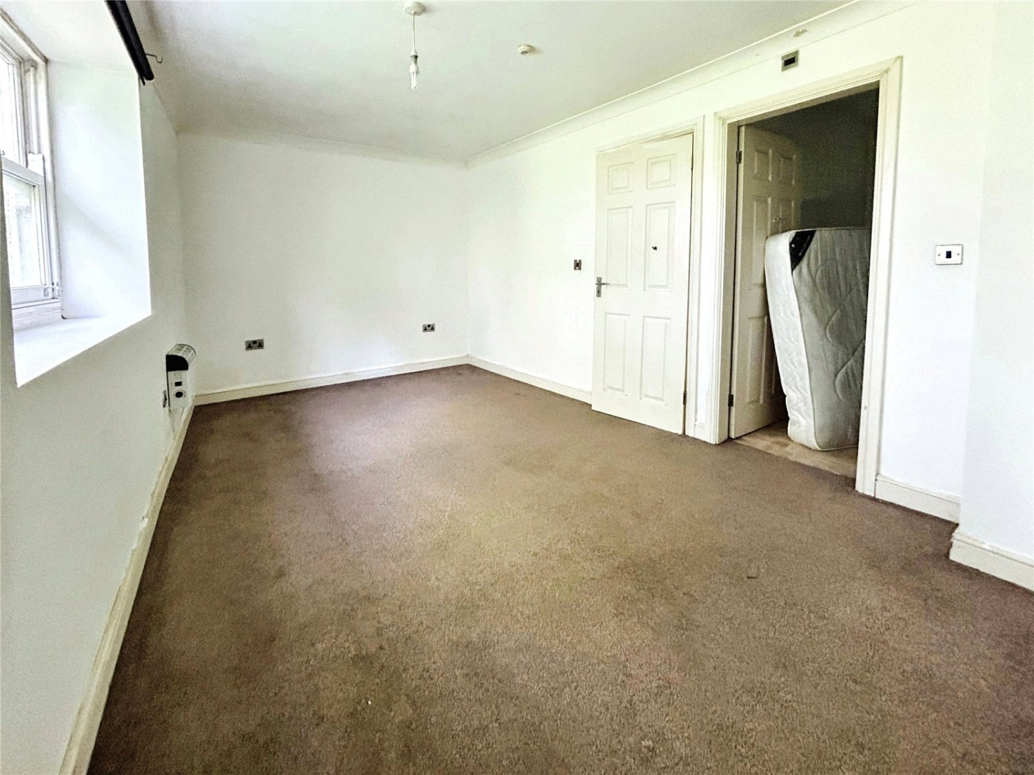 Moorside Avenue, 68 Moorside Avenue, Crosland Moor, Huddersfield