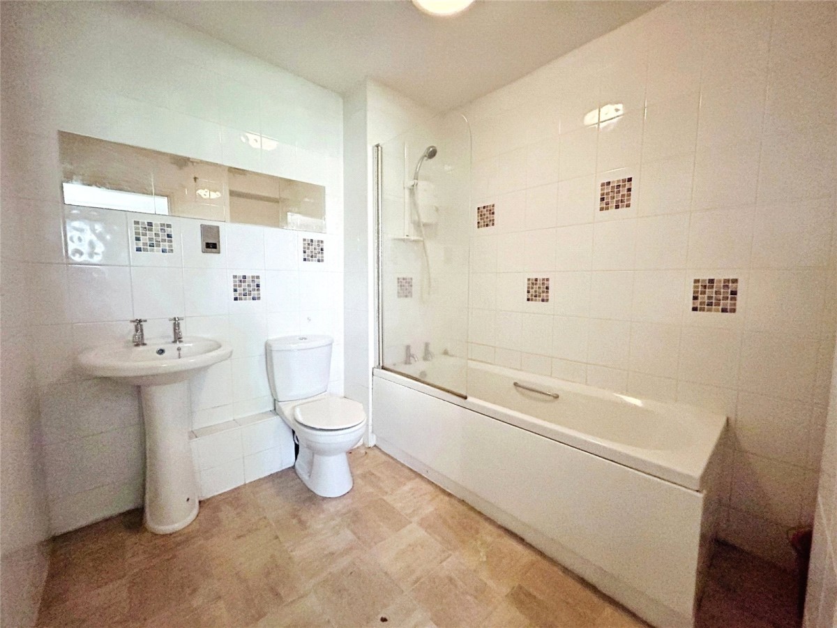 Moorside Avenue, 68 Moorside Avenue, Crosland Moor, Huddersfield