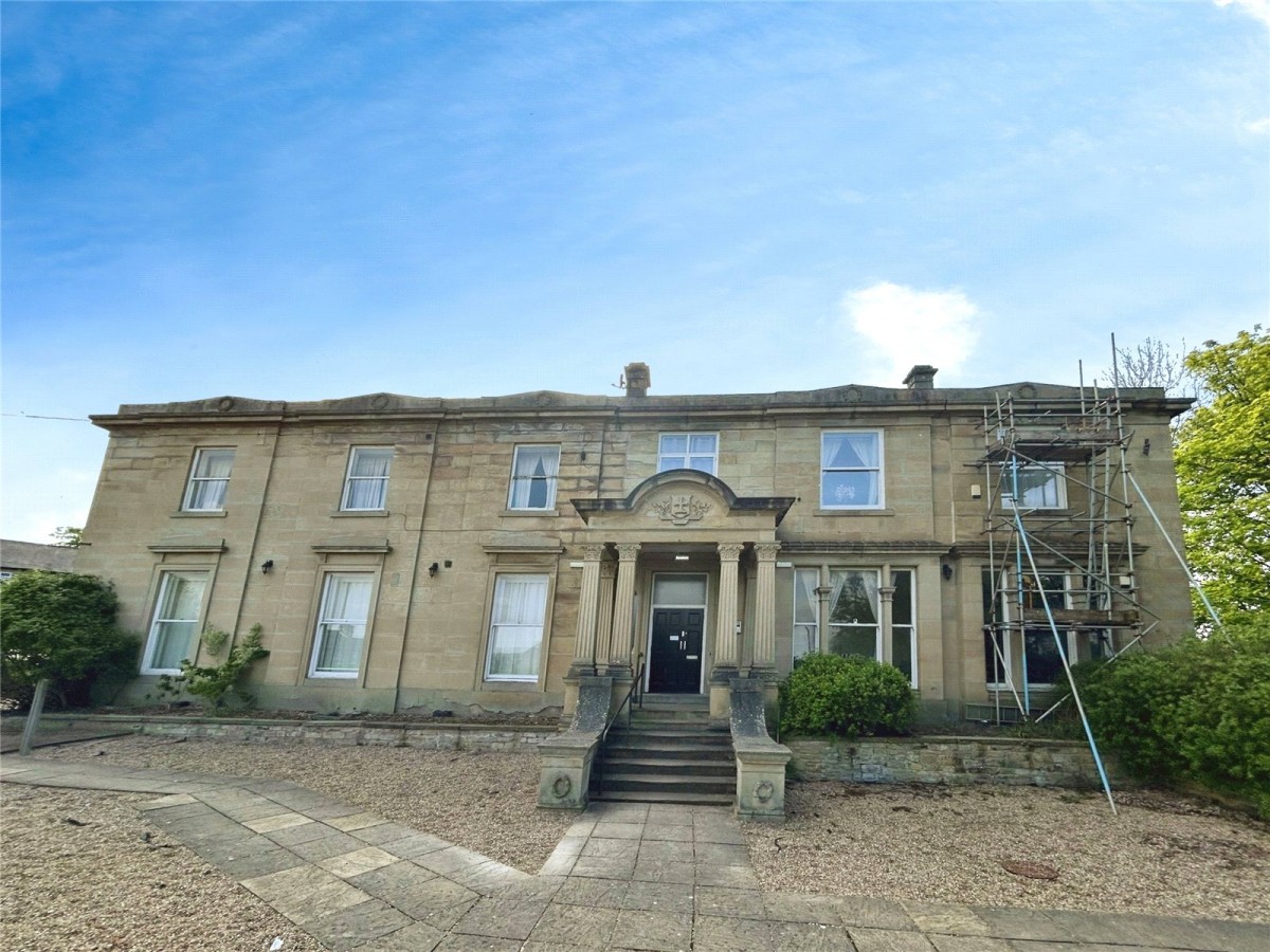 Moorside Avenue, 68 Moorside Avenue, Crosland Moor, Huddersfield